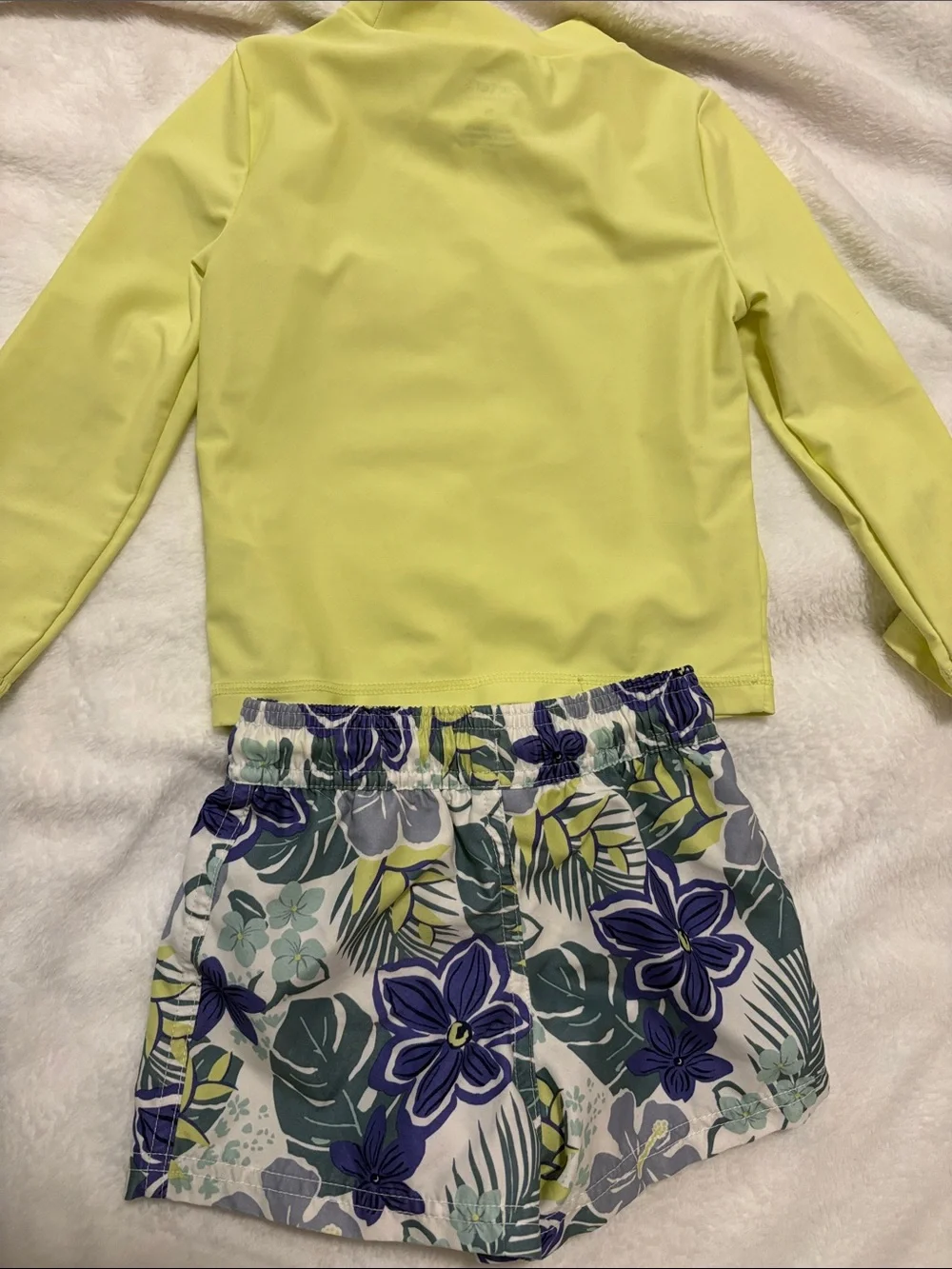 Carter’s 2t boys Long-Sleeve Rash Guard Top & Floral Swim Shorts Set